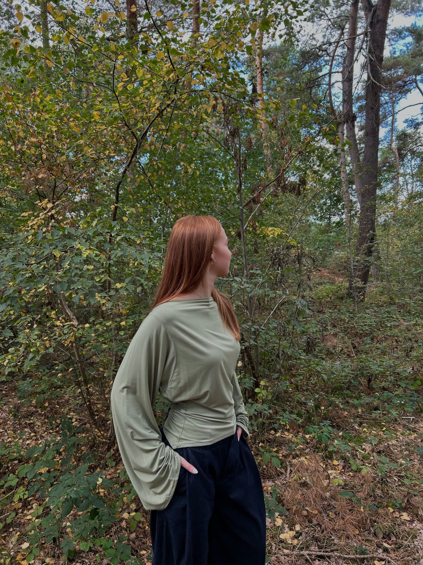 Top Wide Sleeves Tight Waist Green