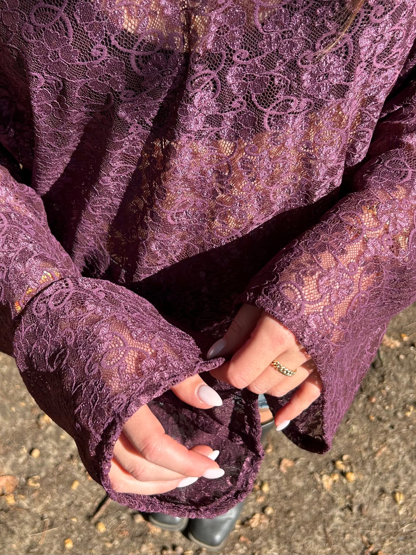 Lace Flower Top Burgundy