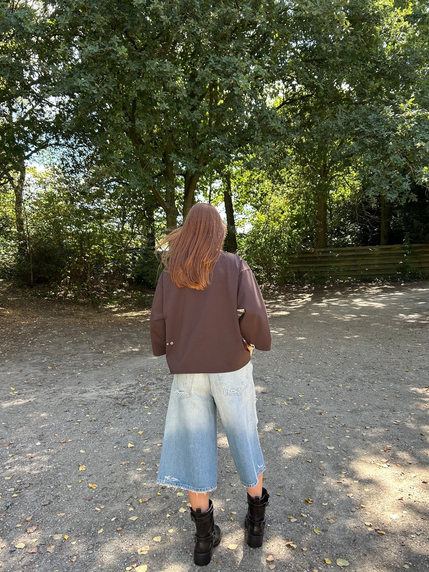 Tee With Ring Details Dark Brown