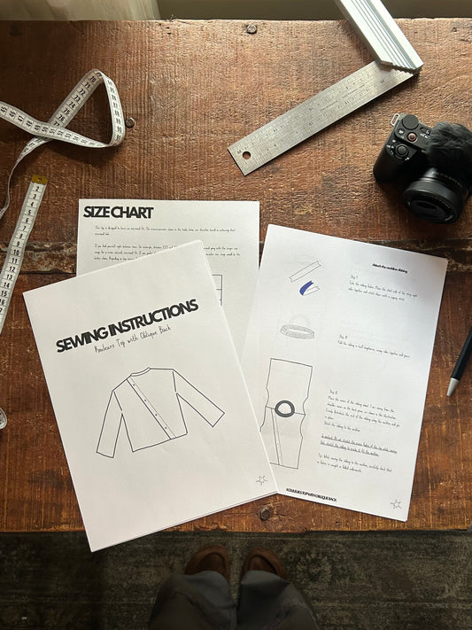 Pattern Top With Oblique Back