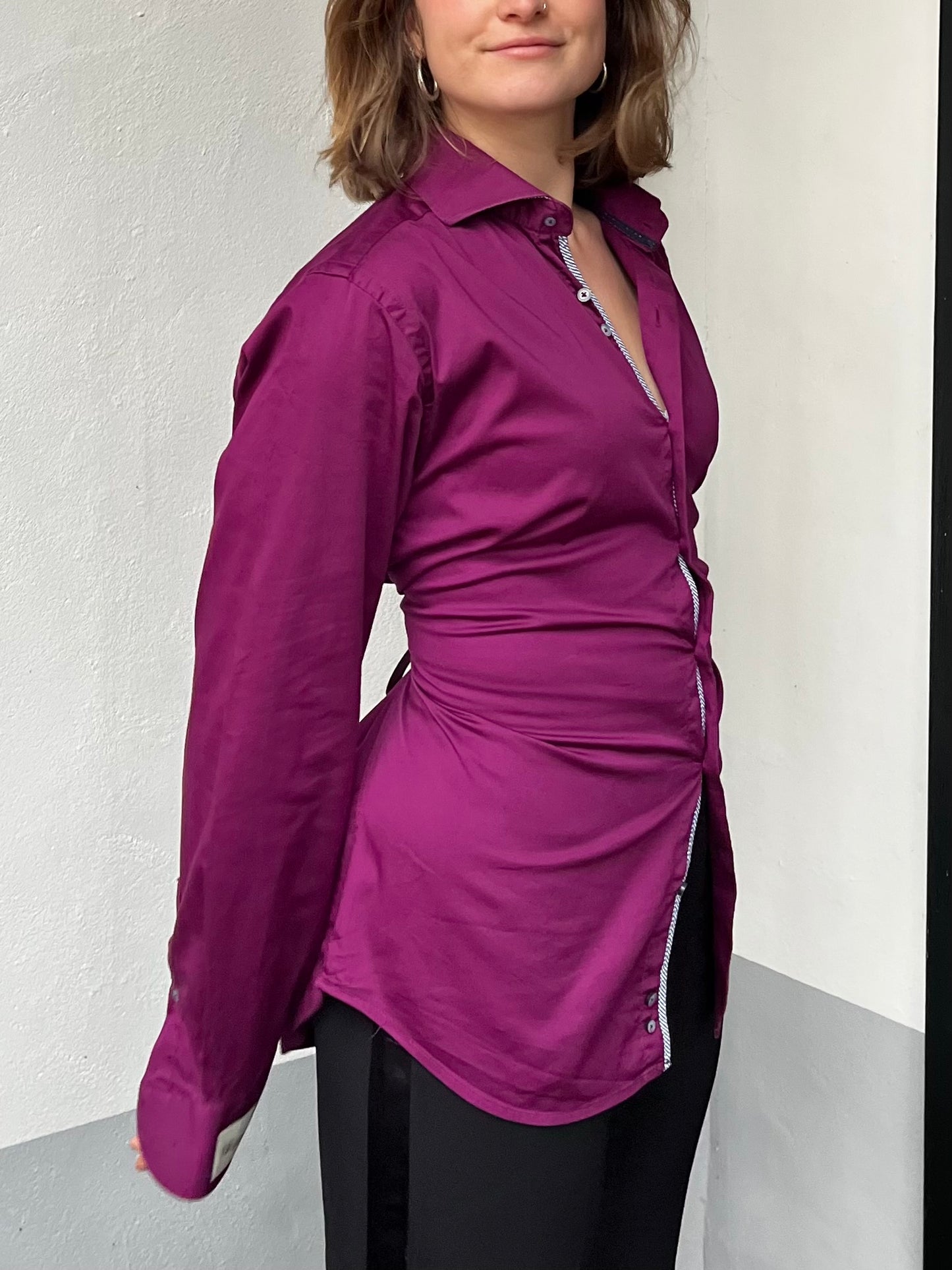 Blouse with an adjustable tight waist purple