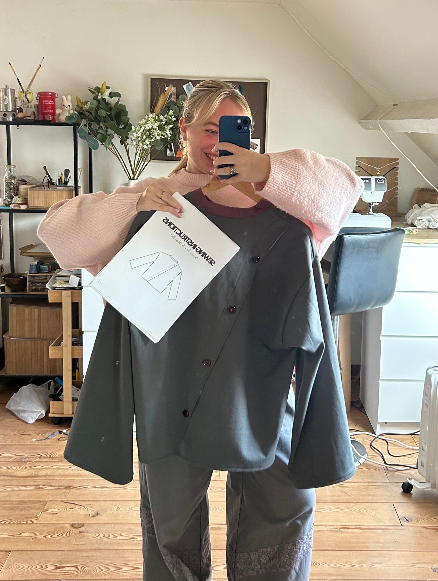 Pattern Top With Oblique Back